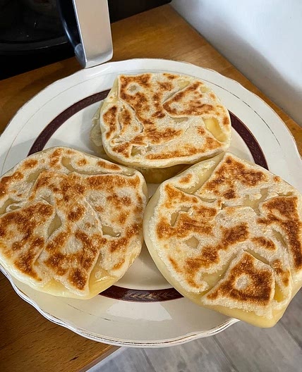Cheese naans au fromage