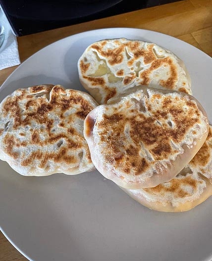 Cheese naans farci au thon et sauce tomate