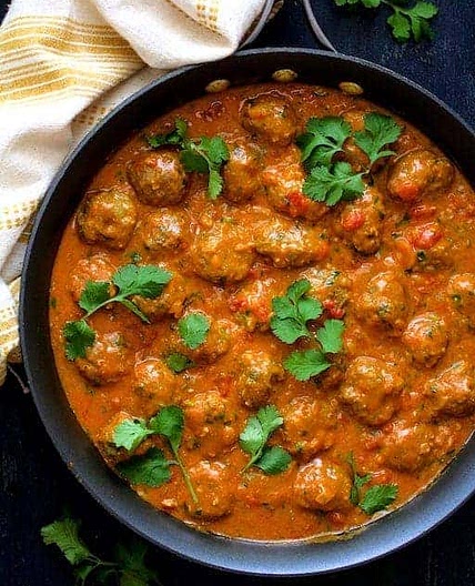 Meatballs in Spicy Curry