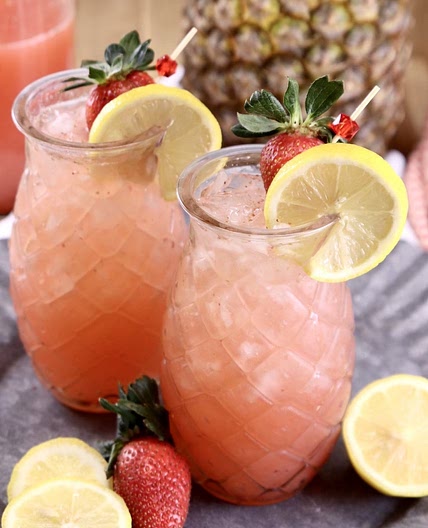 Pineapple Vodka Strawberry Lemonade