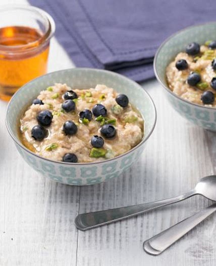 Porridge mirtilli e pistacchi