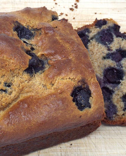 Whole Wheat Blueberry and Yogurt Muffin Bread