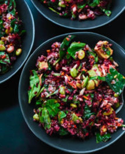 Colorful Beet Salad with Carrot, Quinoa & Spinach
