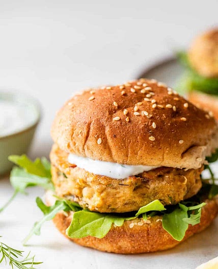 Salmon Burgers (made with canned salmon!)