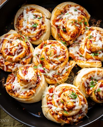 Cheesy BBQ Chicken Pizza Rolls