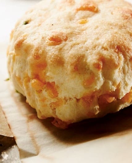 Garlic Cheddar Biscuits
