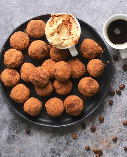 Low Carb Tiramisu Protein Balls
