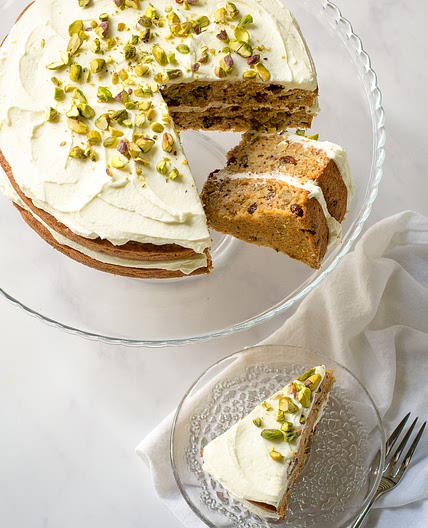 Easy Vegan Carrot Cake
