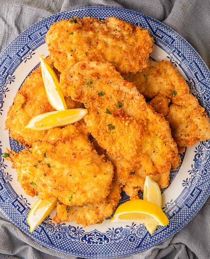 Thin and Crispy Italian Chicken Cutlets