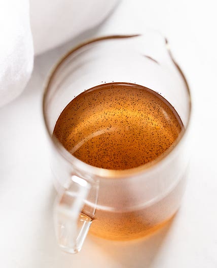 5-Minute Homemade Vanilla Simple Syrup
