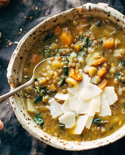 The Best Detox Crockpot Lentil Soup