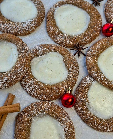Chewy Gingerbread Cheesecake Cookies