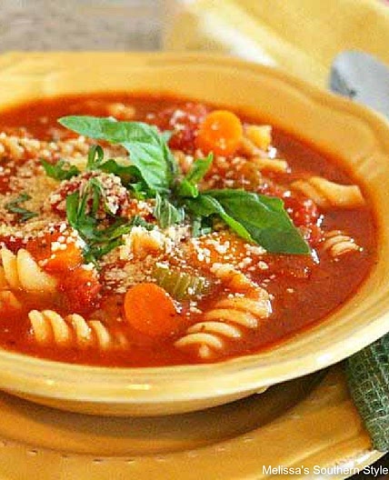 Vegetable Tomato Rotini Soup