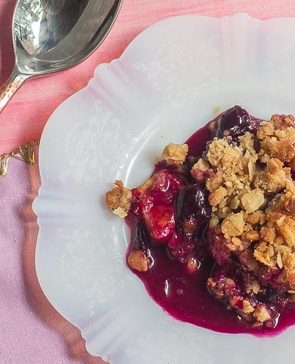 Low FODMAP Cranberry Crisp with Grapes & Citrus