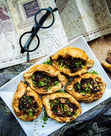 Cornish Pasties | Harry Potter Inspired Recipes