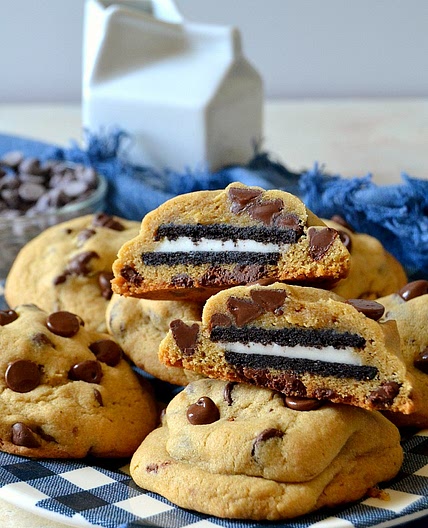 Oreo Stuffed Chocolate Chip Cookies
