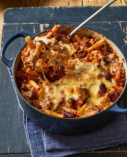 One-pot chilli mac’n’cheese