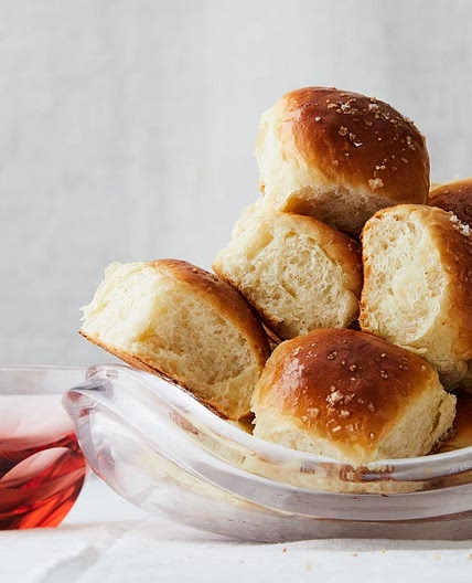 Buttery Pull-Apart Dinner Rolls