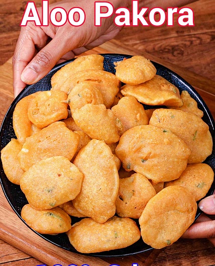 Aloo Pakora Recipe | Aloo Bajji | Potato Pakoda - Street Style