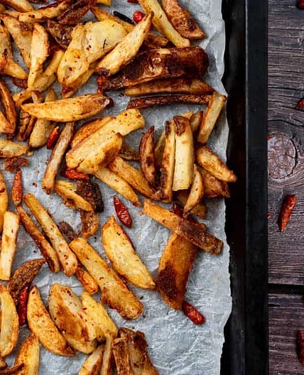 Easy Baked Peri Peri Fries – Nando’s Style Chips