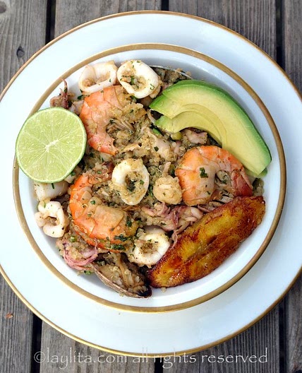 Seafood quinoa or quinoa paella {Quinua marinera}