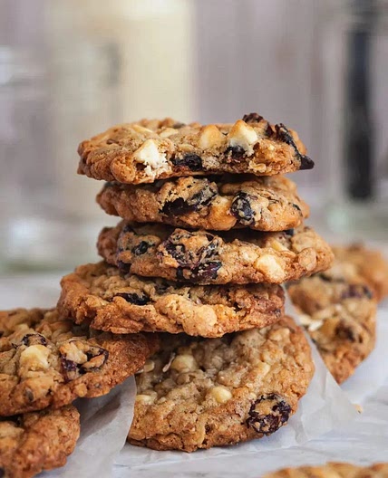 Cherry Oatmeal Cookies