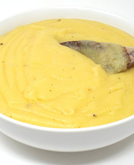 Simple Salt and Pepper Polenta