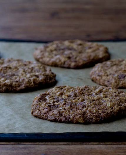 Whole Wheat Oatmeal Chocolate Chip Cookies