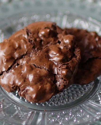Small Batch Flourless Chocolate Cookies