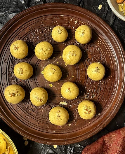 Easy Homemade Melt-In-Mouth Besan Laddoo