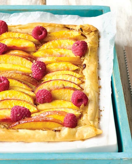 Peach and berry tart
