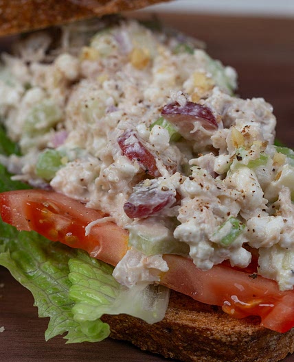 Healthy Chicken Salad with Cottage Cheese