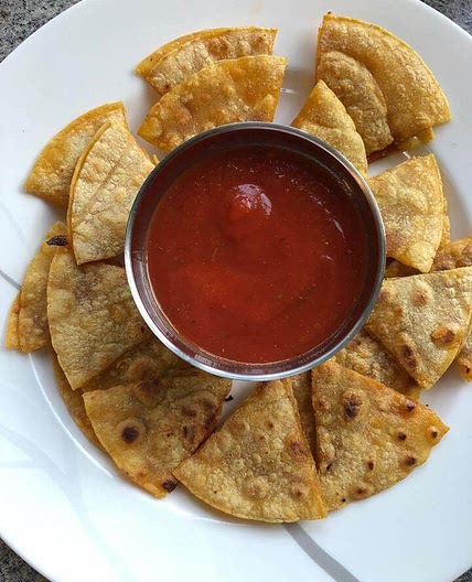 GLUTEN-FREE PIZZA QUESADILLA