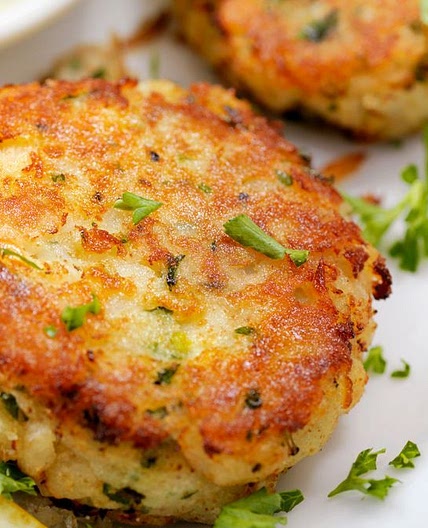 Panfried tuna and white bean cakes recipe