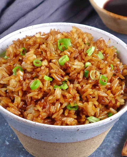 Soy Sauce Fried Rice (酱油炒饭)
