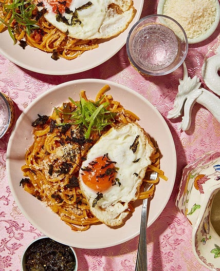 Cheesy kimchi linguine with gochujang butter