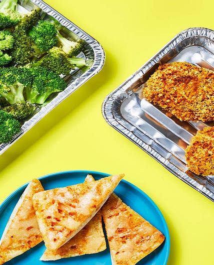 Oven-Ready Walnut-Crusted Chicken with Cheesy Ciabatta & Roasted Broccoli (trays included)