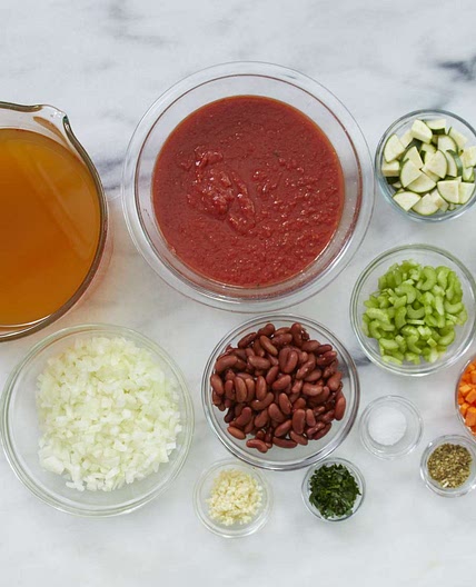 Slow Cooker Vegetarian Minestrone