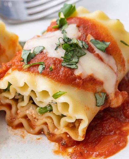 Spinach Lasagna Roll Ups