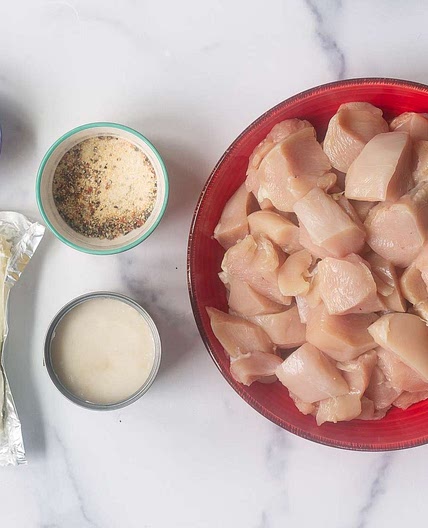 Slow Cooker Chicken Stroganoff