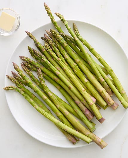 Simply Steamed Asparagus