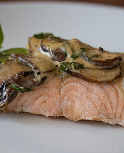 Salmon with Basil Sauce