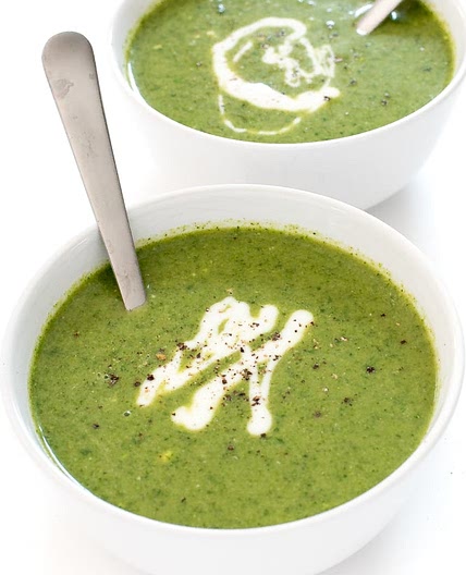 Creamy Broccoli Spinach Soup With Greek Yogurt