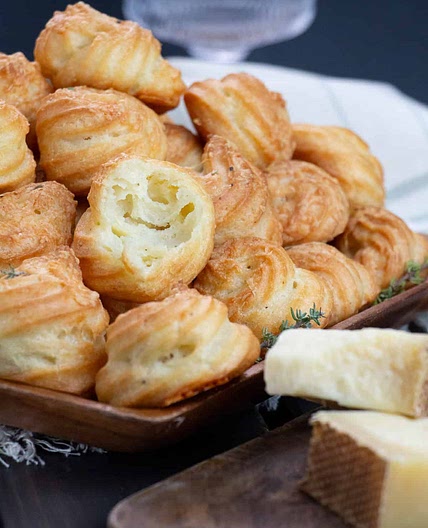 Gougères (French Cheese Puffs)