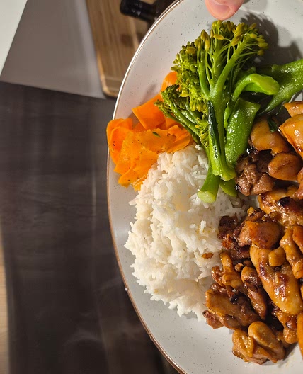 Sticky chicken and rice
