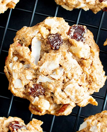 Healthy Breakfast Oatmeal Coconut Cookies (Vegan, Gluten Free)