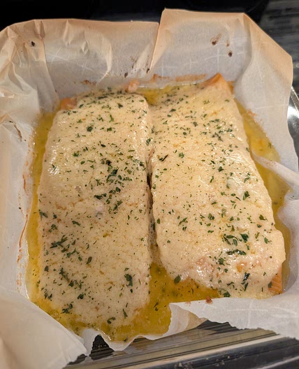 Garlic Parmesan salmon 👍