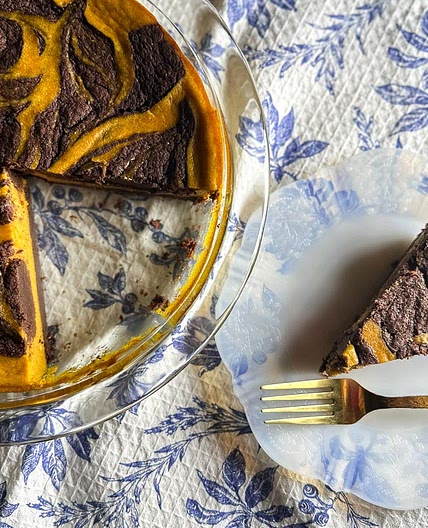 Low FODMAP Pumpkin Swirl Brownie Pie