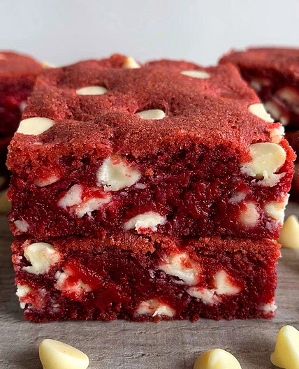 Red Velvet Cookie Dough Bars