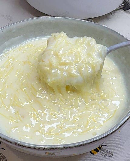 Romanian Vermicelli with Milk Recipe – Fidea cu Lapte